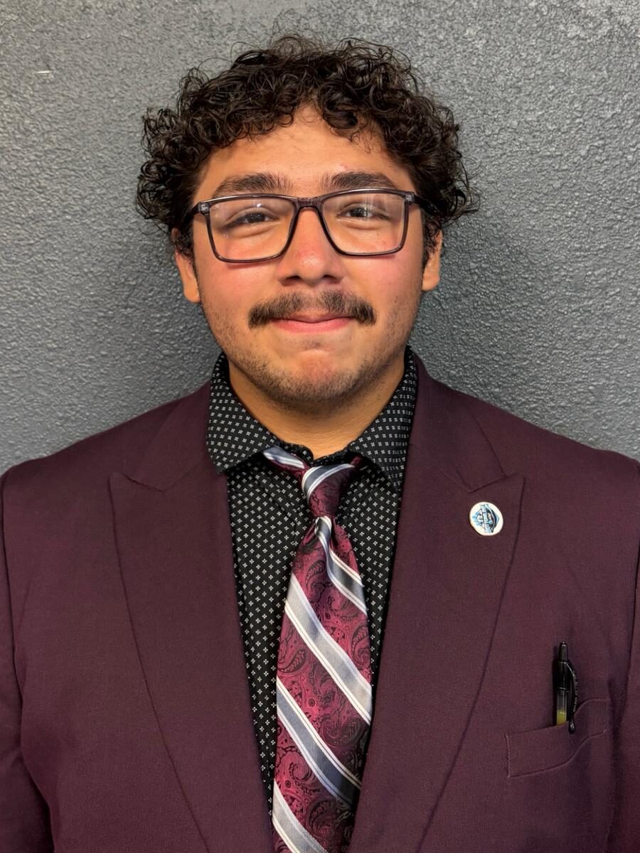 Ezequiel Martinez-Account manager